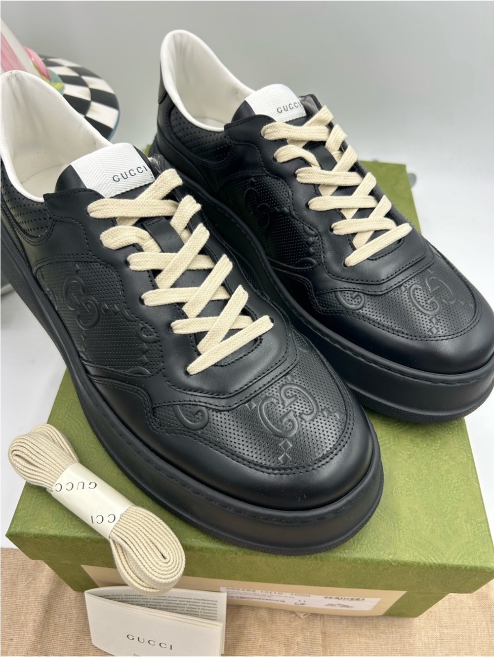 Men’s Gucci GG embossed leather sneakers size 11 fits 11.5 US made in Italy - Picture 3 of 10